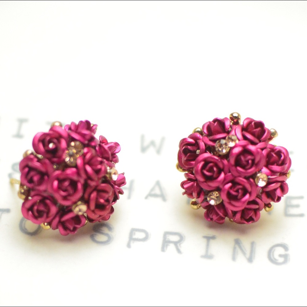 Bouquet of Roses Rhinestones Floral Stud Earrings - Picture 3 of 8